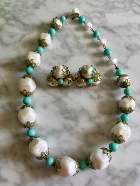 Vintage 60’s Retro Turquoise & Faux Baroque Pearls Necklace Clip Earrings Set